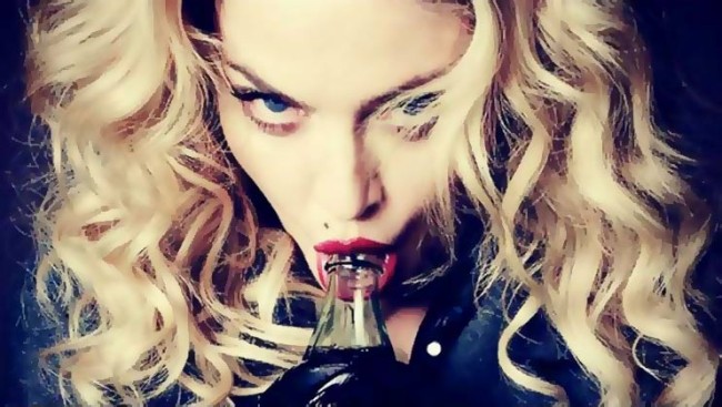 Madonna Offers Blowjobs in Exchange for Hillary Clinton Votes